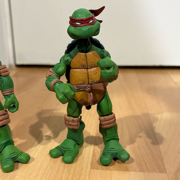 TMNT NECA 2008 Mirage Studios Action Figures - Picture 3 of 9